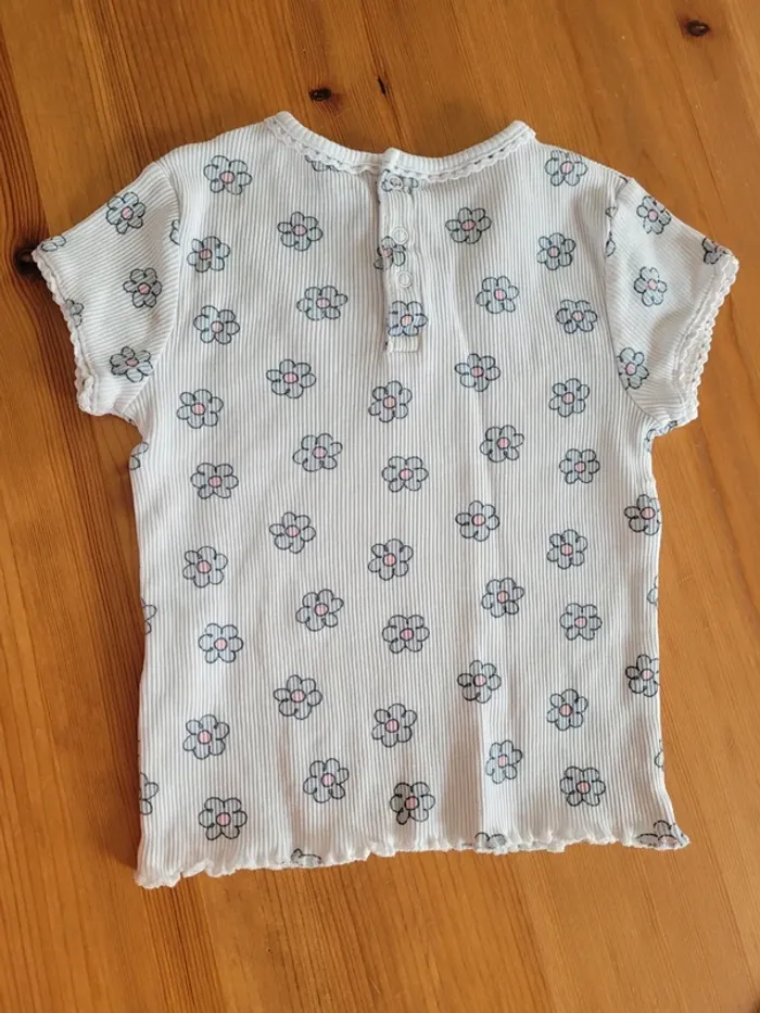 T-shirt 18 mois fleurs bleu kiabi - photo numéro 4