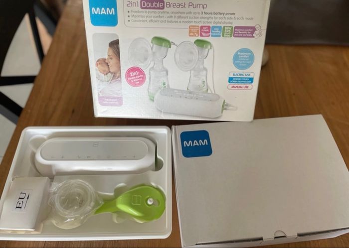 Double Tire lait électrique Mam + pompe manuelle - photo numéro 2