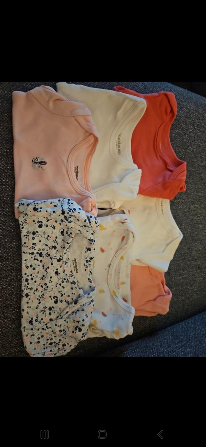 7 bodies manches courtes