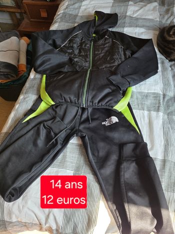 Ensemble jogging 14 ans
