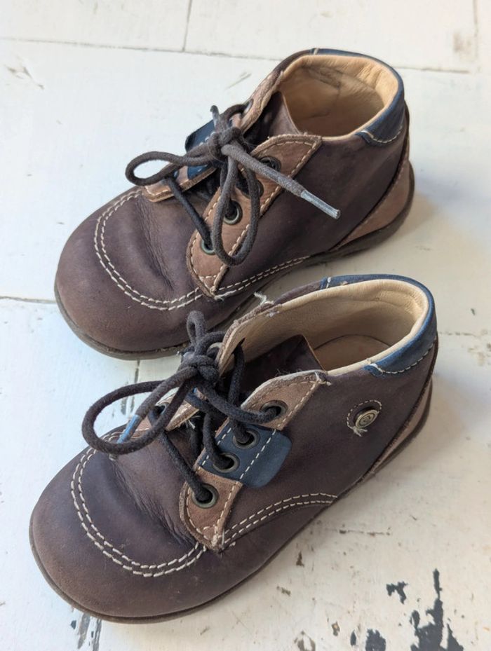 Chaussures montantes en cuir marron André – Taille 23