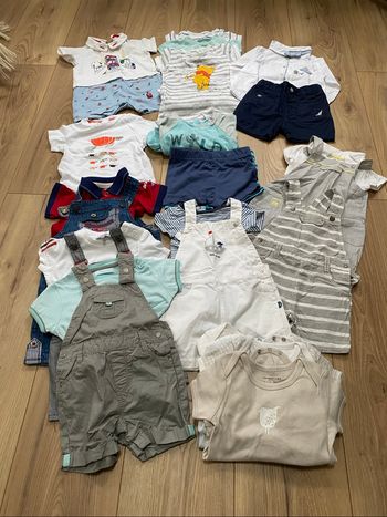 Lot vêtements été bébé garçon 6 mois
