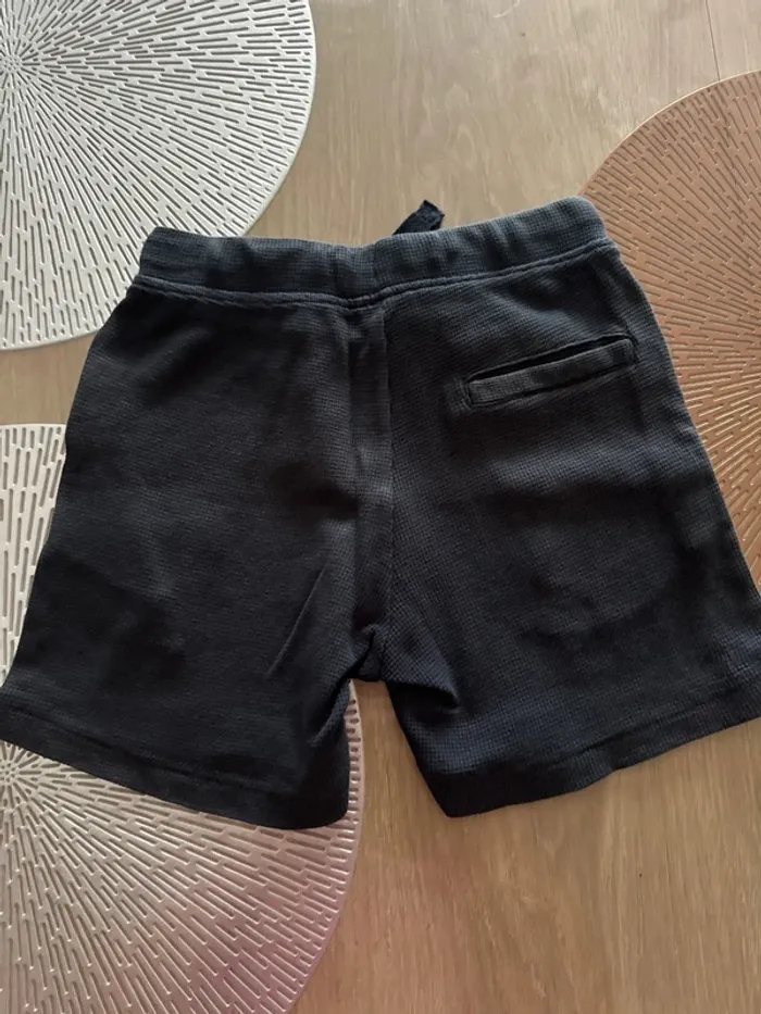 Short - photo numéro 3