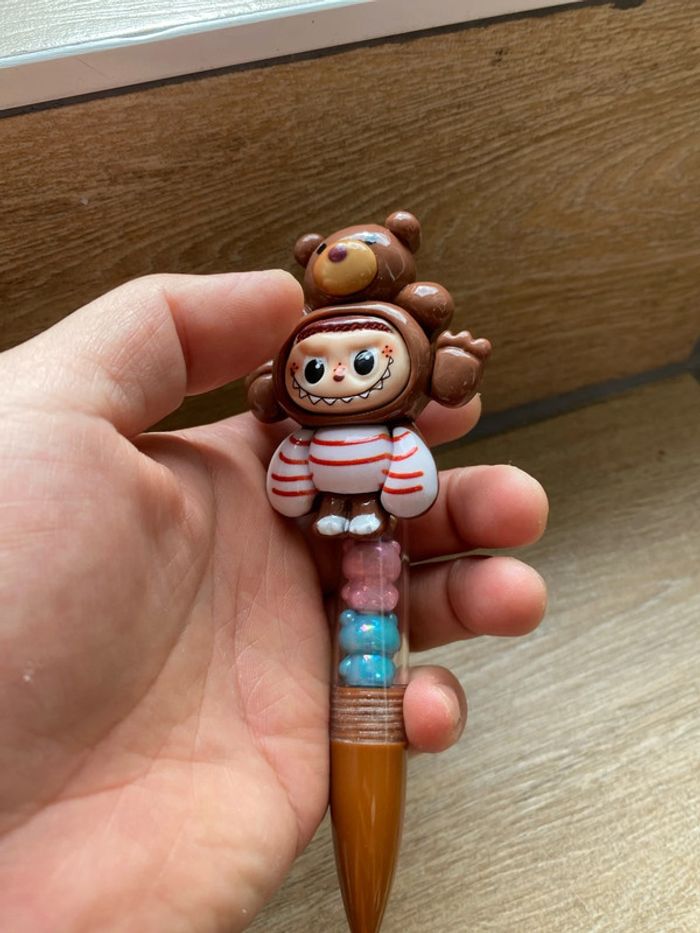 Stylo bleu - photo numéro 10