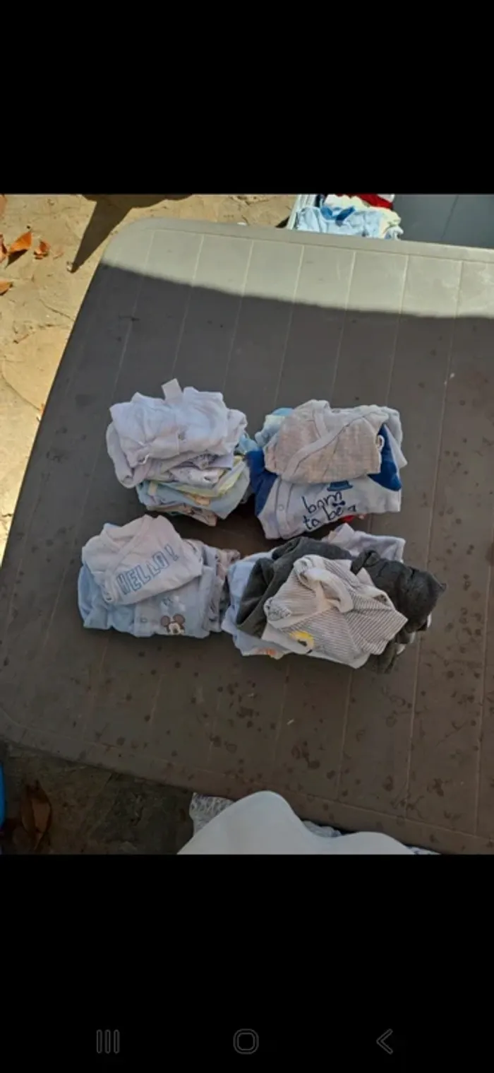 Gros lots de vêtements naissance