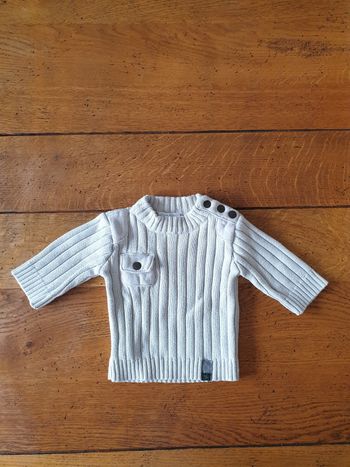 Pull 1 mois