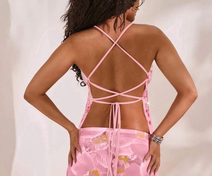 Top pailletée dos nu - photo numéro 2