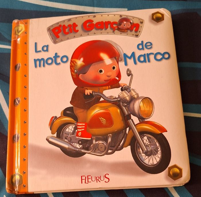 Livre La Moto de Marco, Pti Garçon - photo numéro 1