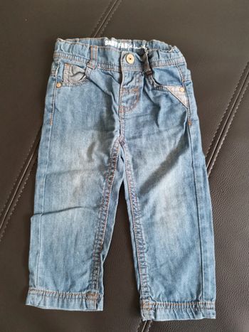 Jean Tape à l'œil 18 mois
Comme neuf