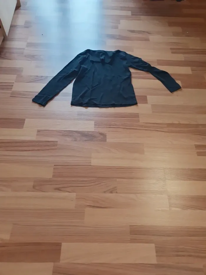 sous pull 10 ans noire - photo numéro 5