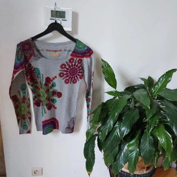 Pull fin Desigual taille S