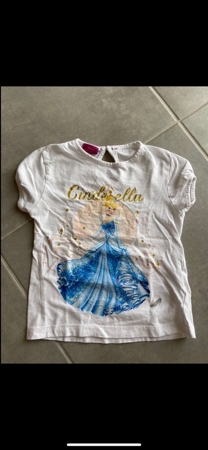 Tee shirt manches courtes Cendrillon Disney 4 ans - photo numéro 2