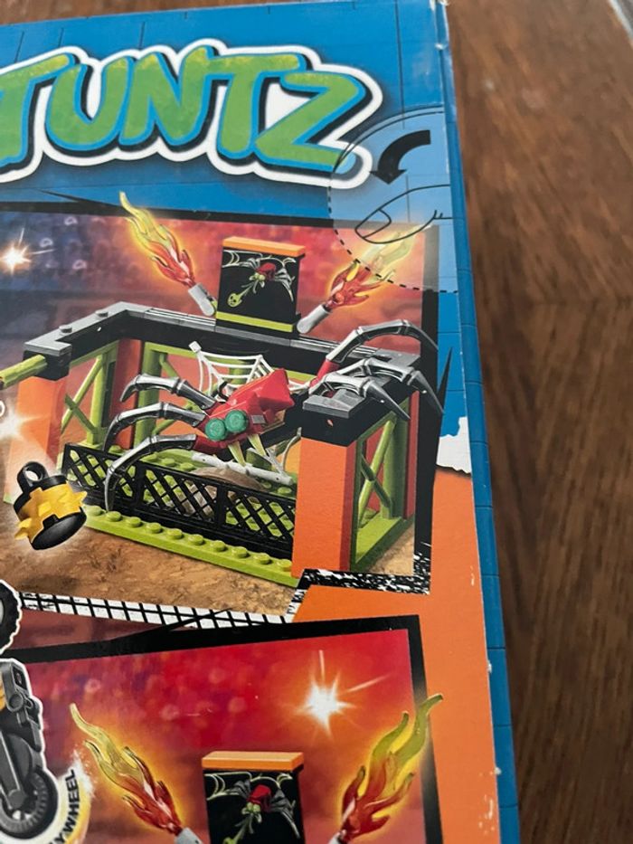 Boîte lego City 60293 Neuve - photo numéro 11