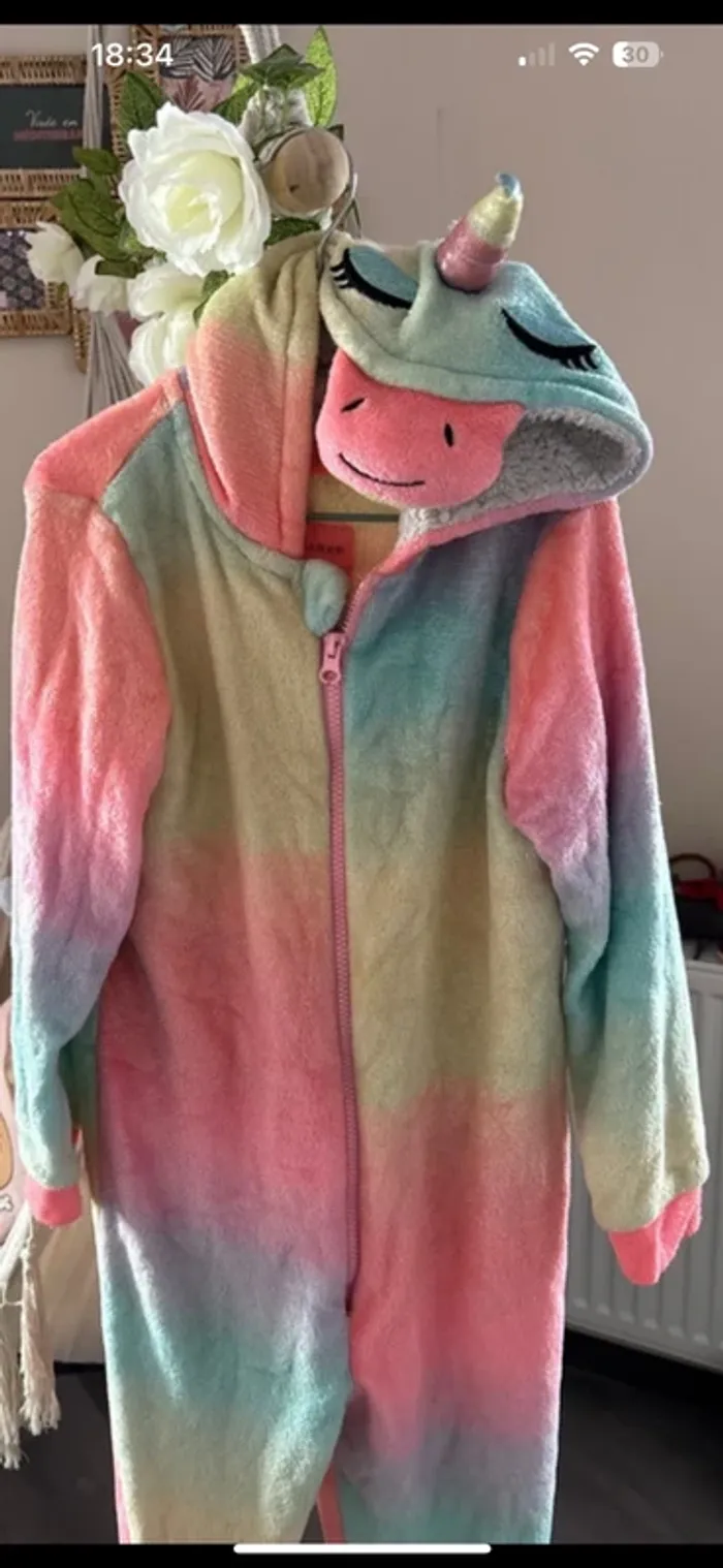Combinaison licorne 7/8 ans