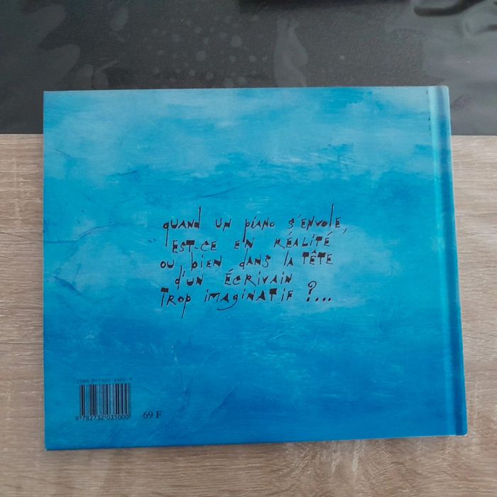 Livre du Sorbier - Piano vole - photo numéro 4
