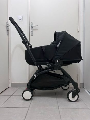 Poussette YOYO avec nacelle et pack 6+ noir