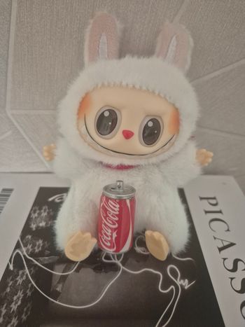 Labubu coca