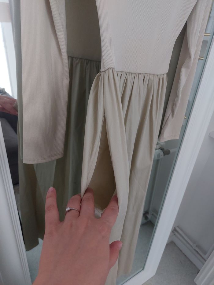 Longue robe bimatière - photo numéro 2