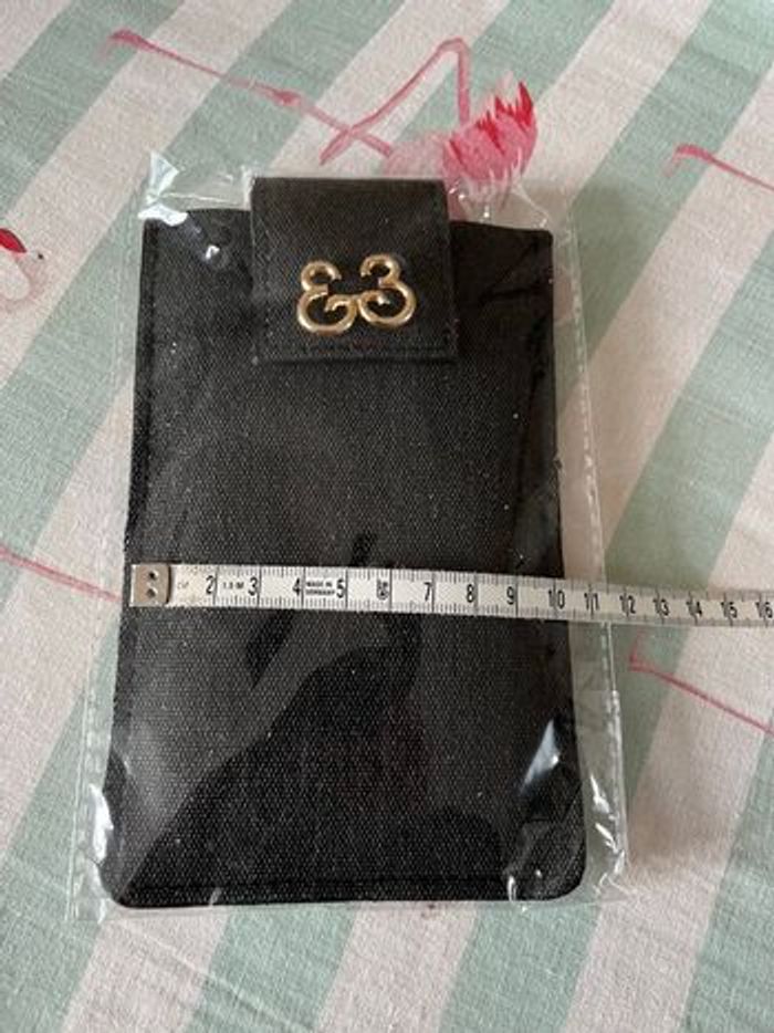 Pochette téléphone portable