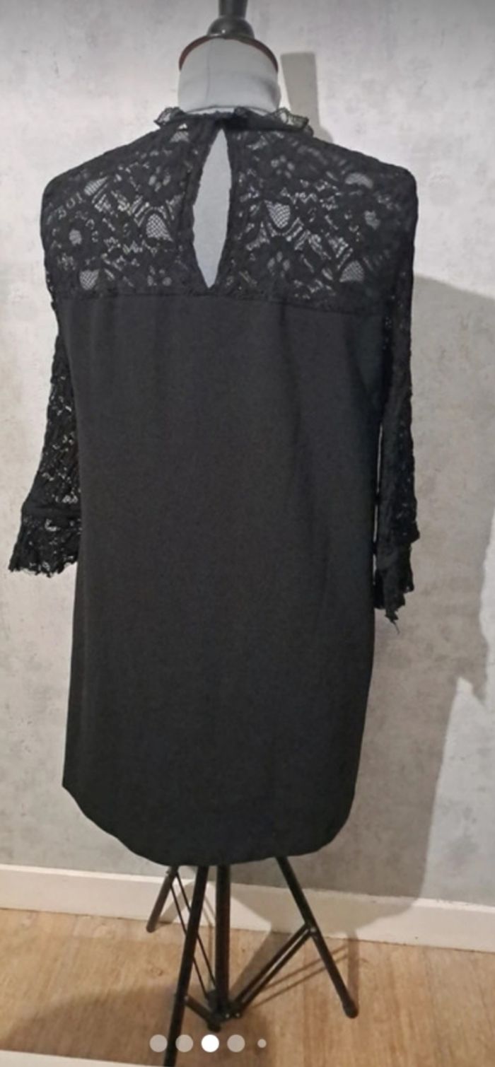 Robe noire zara - photo numéro 3
