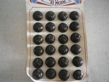 BOUTONS