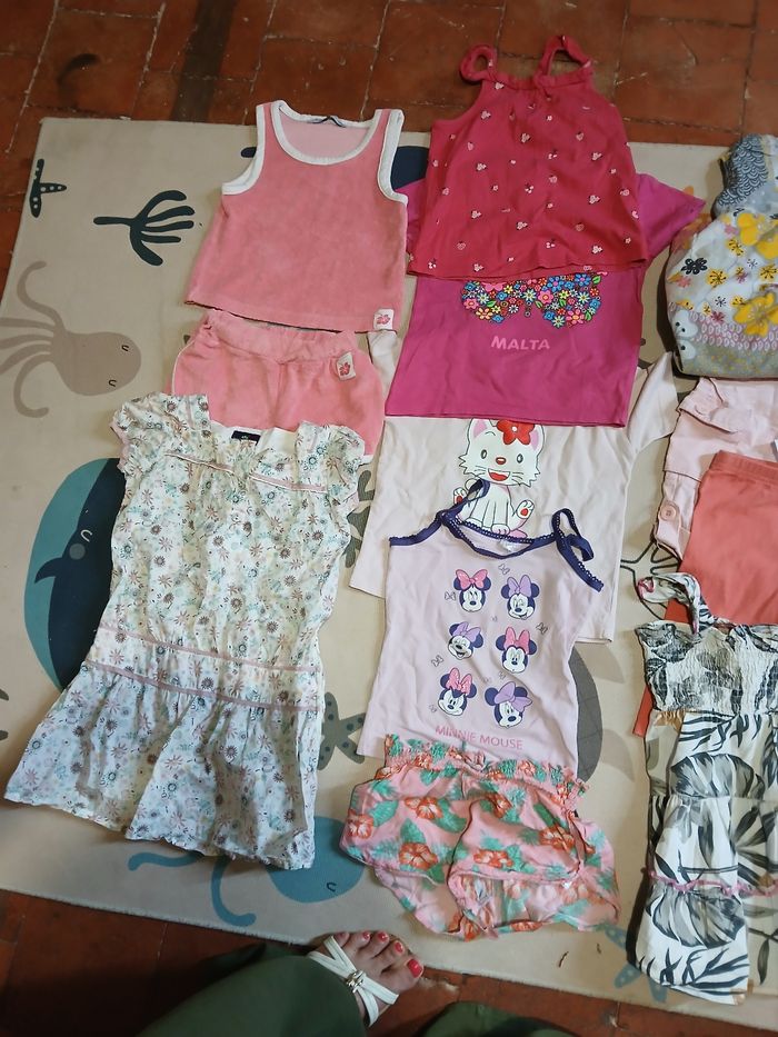 Lots de vêtements été fille 3 ans - photo numéro 3