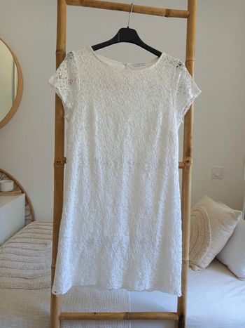 Robe blanche en dentelle Cache Cache taille 38