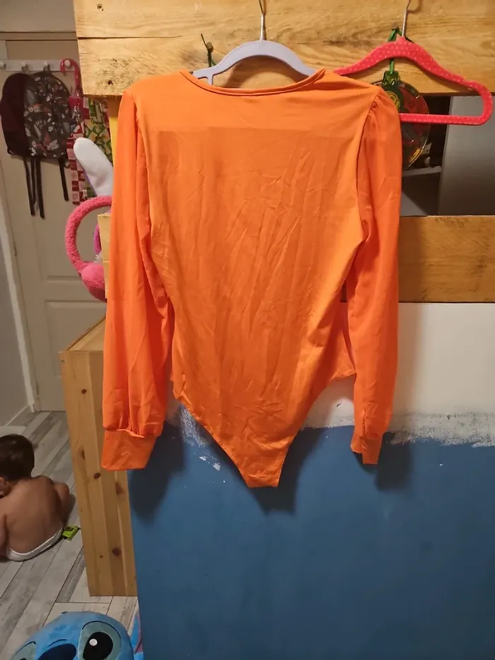 Body femme Shein taille 38 - photo numéro 5