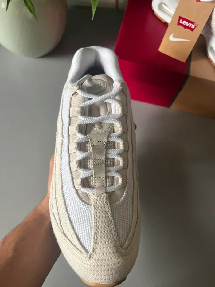 Nike Air Max 95 x Levi’s beige - photo numéro 3