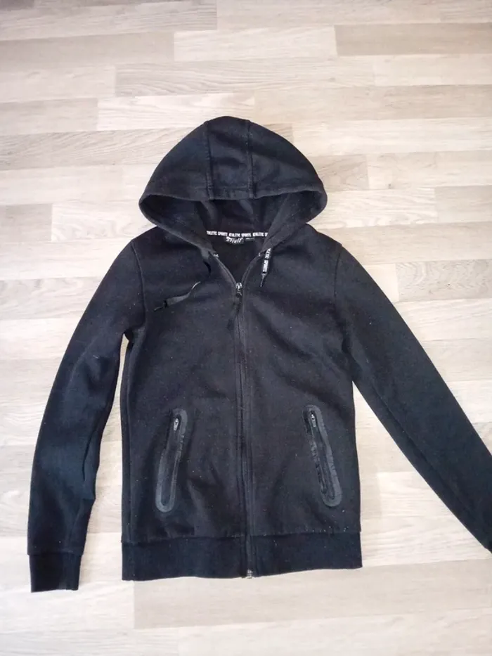 Veste jogging à capuche