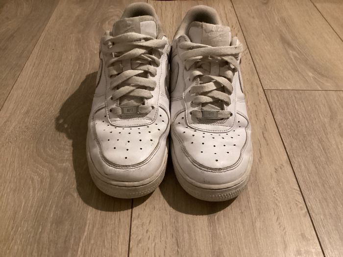 Air Force 1 blanches en bonne états. - photo numéro 2