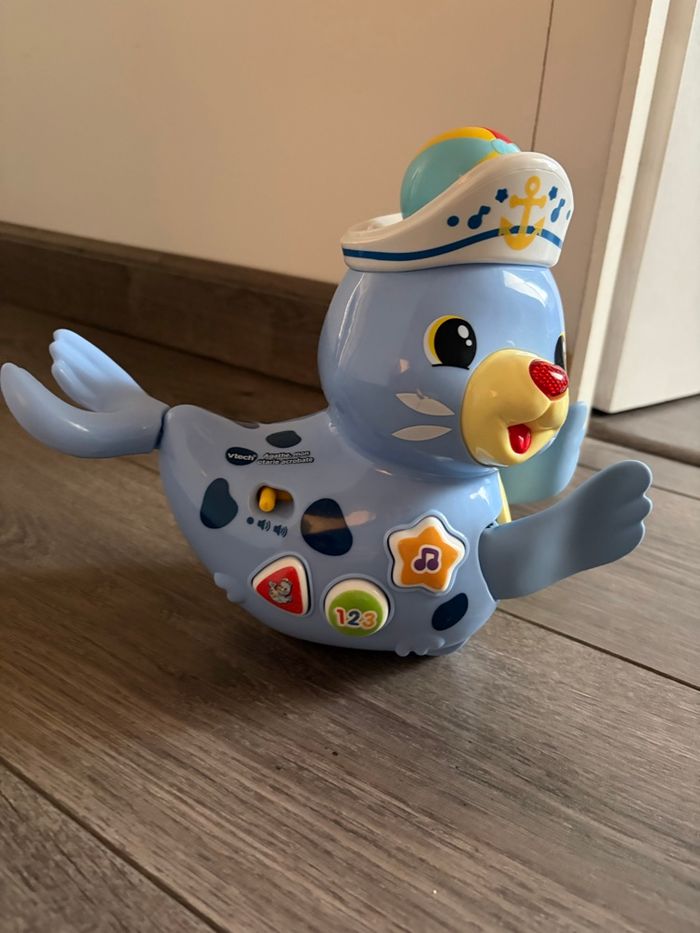 Agathe l’otarie acrobate