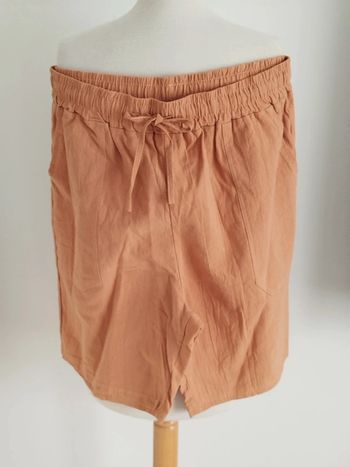 Short marron clair taille 44