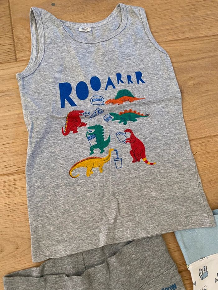 Lot pyjama 2/3 ans - photo numéro 3