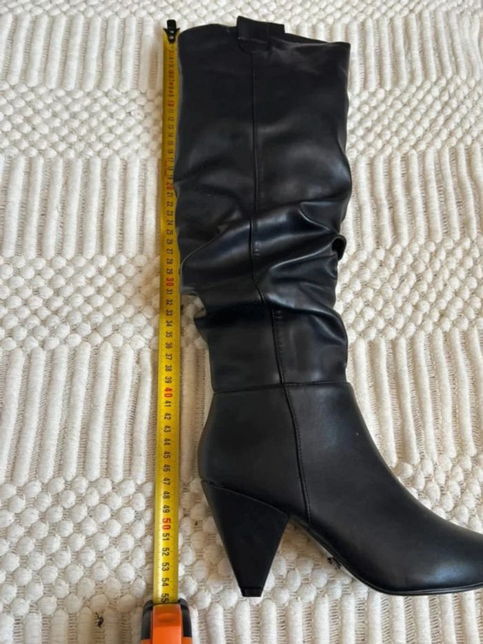 Bottes noires à talons taille 36 - photo numéro 8
