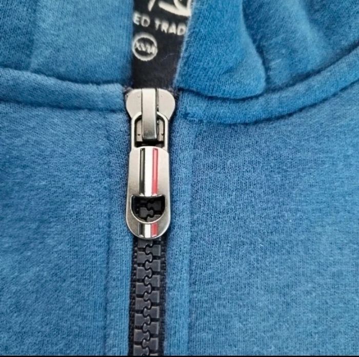 Sweat zippé à capuche - photo numéro 5