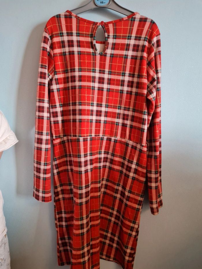 Robe rouge à carreaux H&M 8/10ans - photo numéro 4