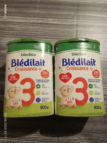 Lot lait infantile