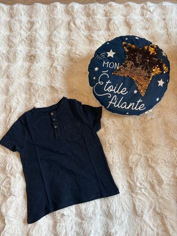 Teeshirt MC Kiabi taille 5 ans 