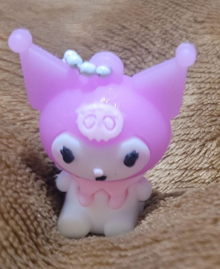 Figurine porte-clés Kuromi sanrio