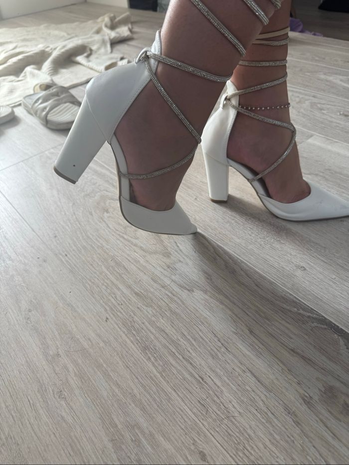 Talons femme - photo numéro 2