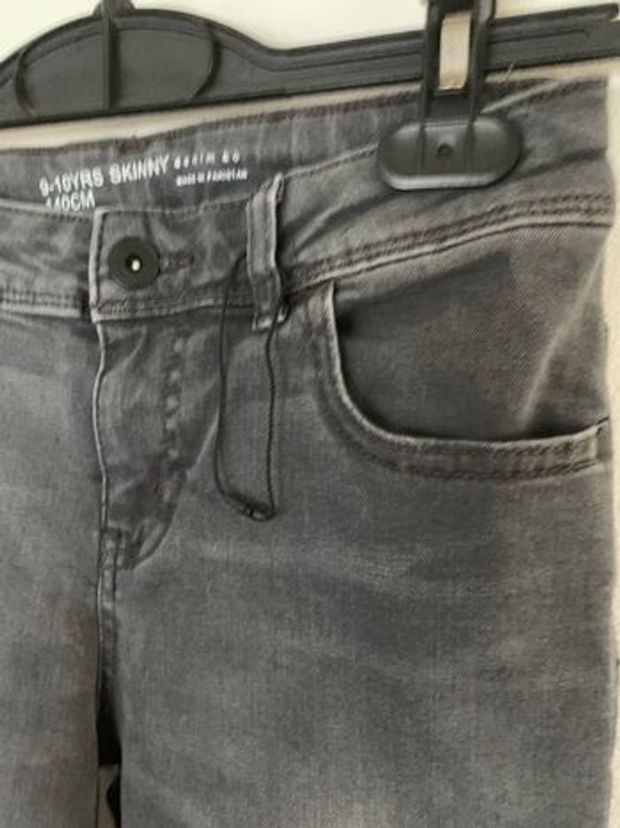 Pantalon jeans style  délavé Taille 9-10 ans - photo numéro 3