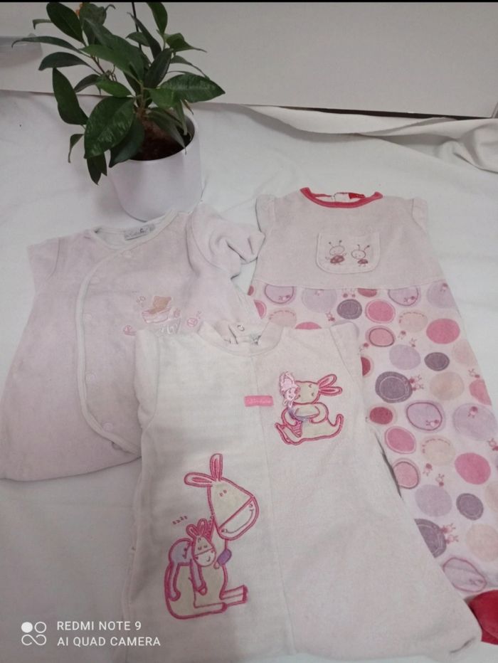 3 pyjamas