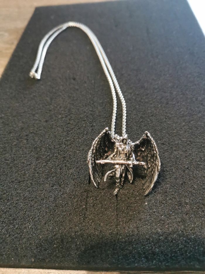 Collier et pendentif gothique 3D guerrier - photo numéro 2
