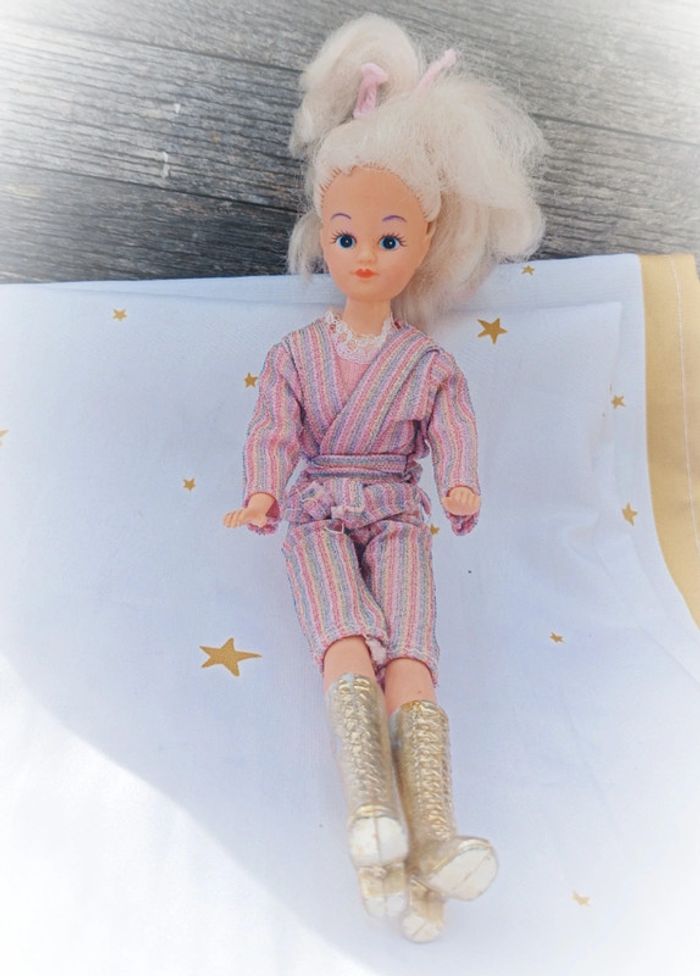 80 Poupée mannequin doll perle delavennat blonde blond hair botte doré