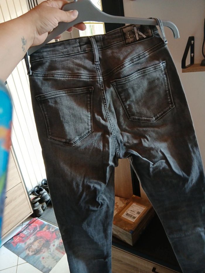 Jeans calvin klein 37 - photo numéro 7