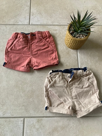 Lot de 2 shorts garçon taille 6 mois