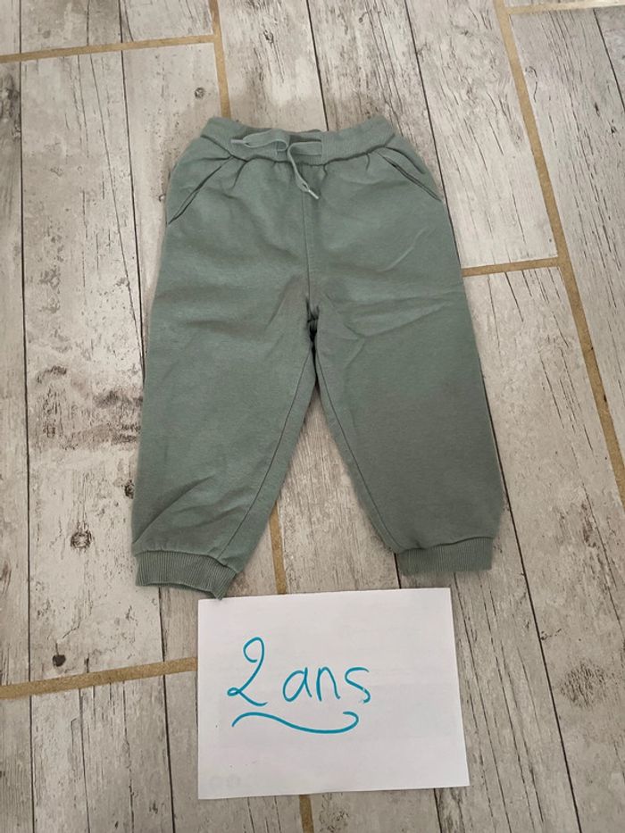 Très joli jogging hiver garçon 24 mois