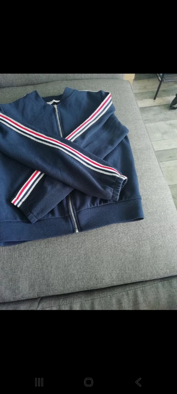 Veste légère Gemo 10 ans Bon état - photo numéro 2