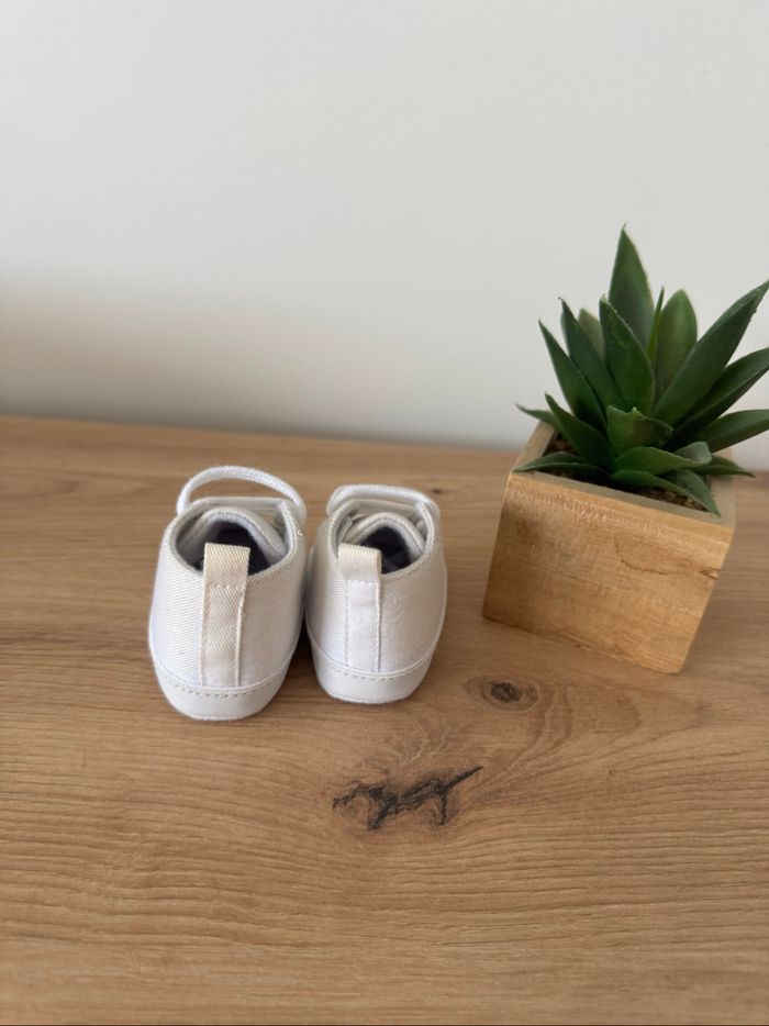 Chaussures bébé - photo numéro 3